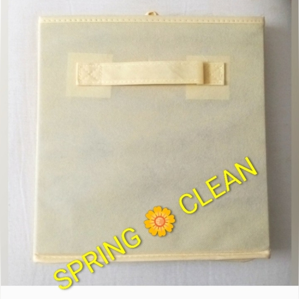 5/$25 🌼 Primrose Yellow Fabric Collapsible Storage Bin